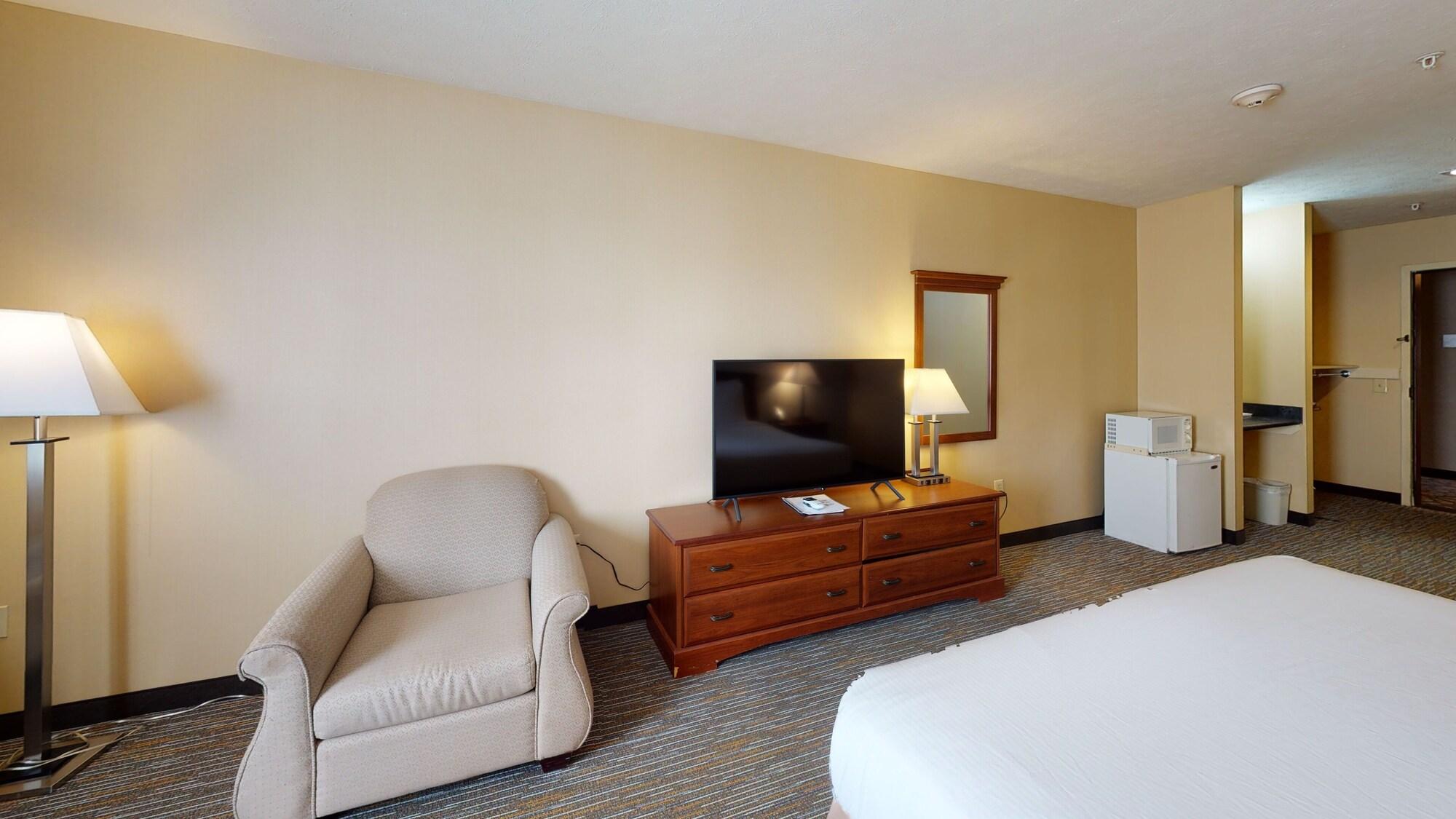 Ramada By Wyndham Strasburg - Shenandoah Valley Exterior foto